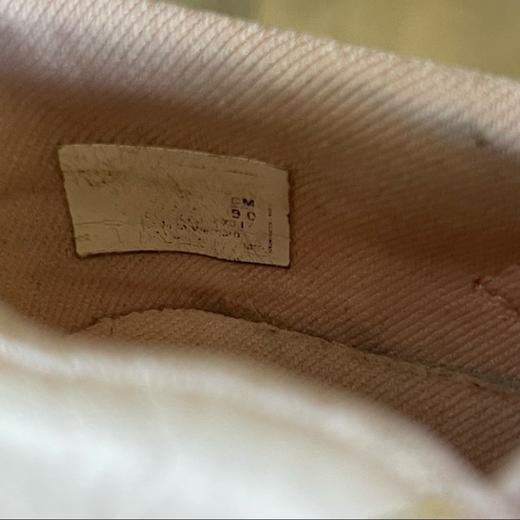 Vans Asher V Leather Princess Crown Slip Ons - Picture 11 of 11